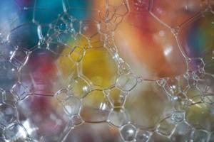 tvål bubblor i de färgrik abstrakt bakgrund foto