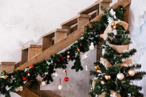 jul träd och jul dekorationer foto