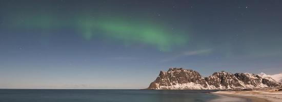 aurora borealis, nordlig ljus i lofoten, Norge foto