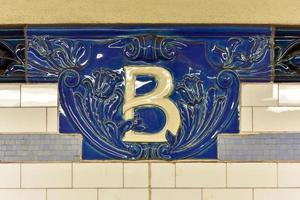 bleecker gata tunnelbana station - ny york stad foto