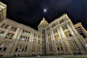 de texas stat capitol byggnad, natt foto