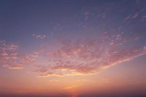 himmel solnedgång, moln blå skön dag foto