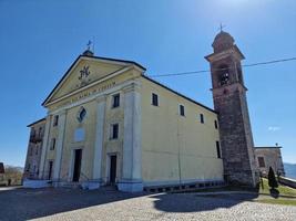 montespineto gammal fristad kyrka piedmont foto