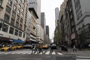 ny york, USA - Maj 5 2019 - stad gator belastad trafik sylt foto