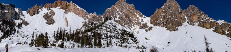 dolomiter snö panorama stor landskap foto