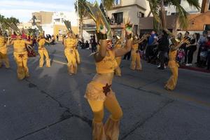 la paz, mexico - februari 22 2020 - traditionell baja kalifornien karneval foto