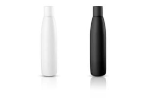 två rena flaskor. plast behållare på en vit bakgrund. schampo, dusch gel, tvål, balsam. foto