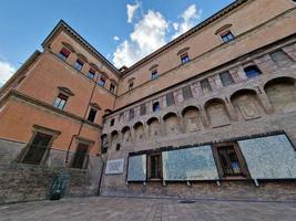 bologna piazza maggiore cursio palats fyrkant se foto