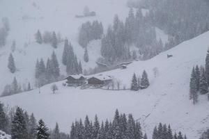 vinter- landskap i österrikiska alps foto