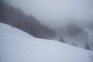 vinter- landskap i österrikiska alps foto