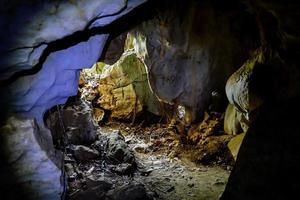 grotta i thailand foto