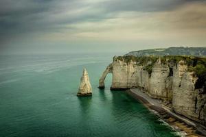 klipporna i etretat foto