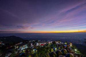 campingplats vid phu tubberk i Thailand foto