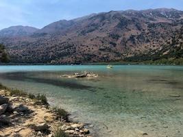 en skön kournas sjö i crete grekland 3 foto