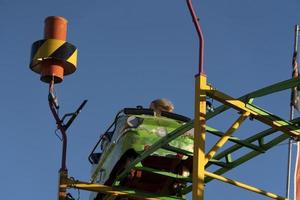 genua, Italien - december, 9 2018 - traditionell jul luna parkera roligt rättvis är öppnad foto