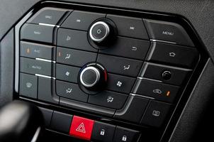 knappar för luftkonditionering i bilen foto