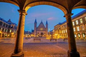 inre gård av de binnenhof palats i de Haag, nederländerna foto