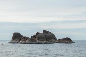 stenar i havet foto