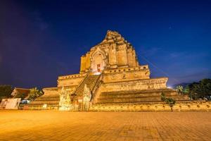 wat chedin Luang, en buddist tempel av chiang maj, thailand. foto