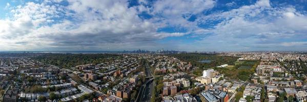manhattan stad landskap se från kensington, Brooklyn, ny york. foto