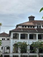 historisk byggnad lawang sewu i de stad av semarang, indonesien foto