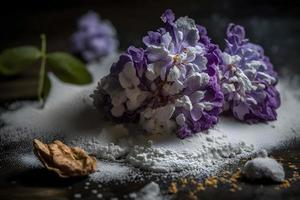 förberedelse för friterad lila blomma med pulveriserad socker. ljuv efterrätt fotografi foto