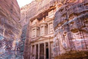 al khazneh i den antika staden Petra, Jordanien foto