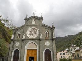 kyrka av riomaggiore cinque terre piktorisk by foto