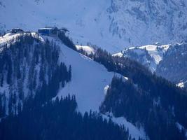 dolomiter snö panorama val badia armentara foto