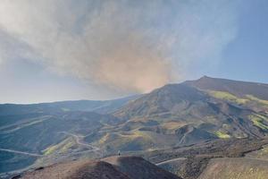 etna vulkan caldera landskap foto