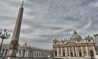 rom vatican plats helgon Peter katedral efter påve francis massa foto