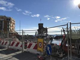 yachter förstörd förbi storm hurrican i rapallo, Italien foto