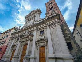 varazze gammal medeltida kyrka katedral helgon ambrogio foto