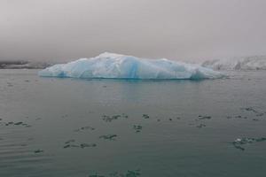 svalbard spitzbergen glaciär landskap foto