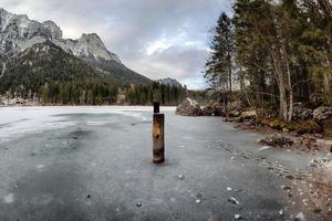 berchtesgaden landa i vinter- tid foto