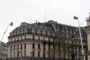 paris, Frankrike - november 20 2021 - stor brand nära opera garnier foto