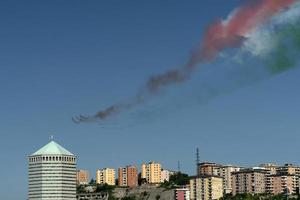 frecce tricolori Italien akrobatisk flyg team över genua fyr foto