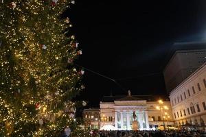 genua, Italien - december, 8 2018 - jul firande början med de längst ljus upplyst gångväg i de värld foto