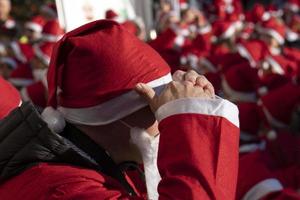 genua, Italien - december 22 2019 - traditionell santa claus promenad foto