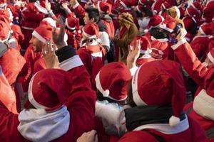 genua, Italien - december 22 2019 - traditionell santa claus promenad foto