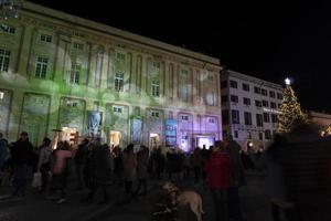 genua, Italien - december 22 2019 - traditionell jul marknadsföra i de ferrari plats foto