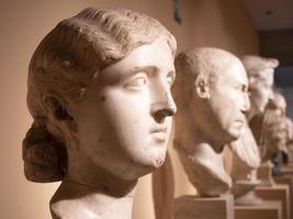 kvinna porträtt roman marmor staty foto