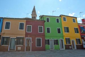 färgrik hus av burano Venedig foto