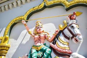 hindu tempel vägg skulptur foto