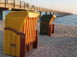 stranden i binz vid Östersjön foto