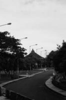 exteriör av på tenn moské, masjid på tenn jakarta, indonesien foto