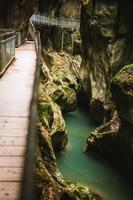 majestätisk raviner du pont du diable grotta i Frankrike foto