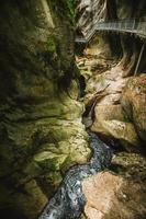 majestätisk raviner du pont du diable grotta i Frankrike foto