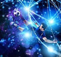 fotboll scen med fotboll spelare i främre av en trogen digital bakgrund foto
