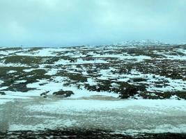 landskap med snö i island foto